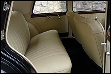 Citroen 11 CV - Pojazd retro, pojazd do ślubu, zabytkowy pojazd do ślubu, limuzyna do ślubu, auto do ślubu, zabytkowe auto do ślubu Gliwice, zabytkowa limuzyna do ślubu Zabrze, auto zabytkowe Gliwice, samochód retro Zabrze, retro do ślubu Gliwice, pojazd retro ślub Gliwice